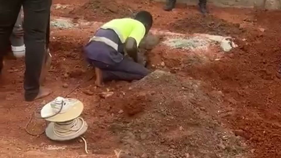 Service installation works